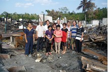 编号03-海南会馆于2014年农历新年期间为温雅逸玛旺火灾灾黎会员